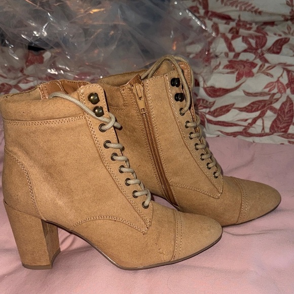 Madden Girl Shoes - Madden Girl Tan Lace-Up Heeled Boots